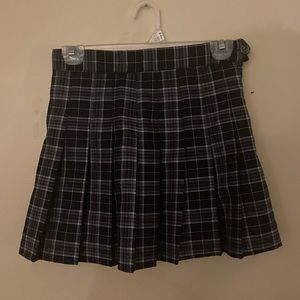 Navy plaid skirt